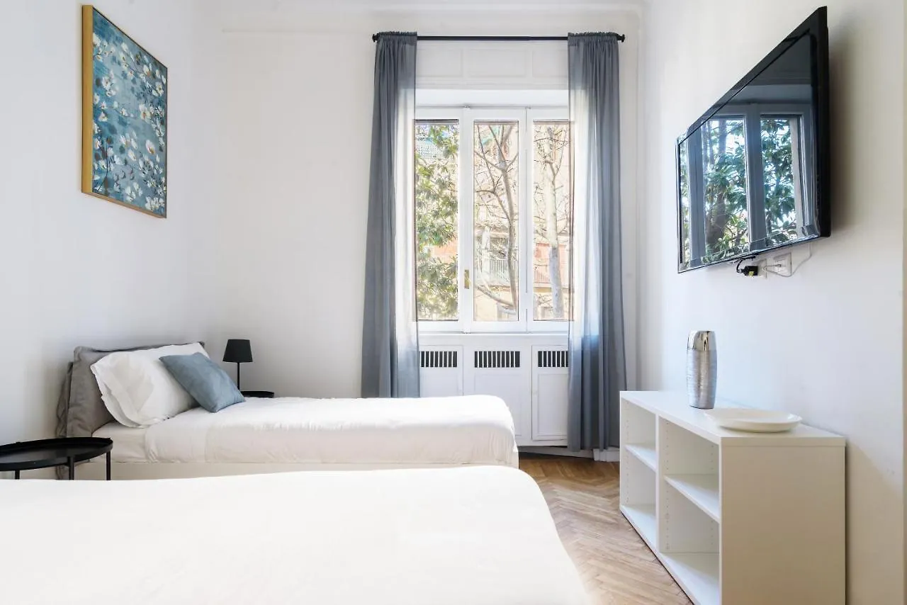 Apartment Hemeras Boutique Homes Luxury 4Bdr Close To Duomo Milan